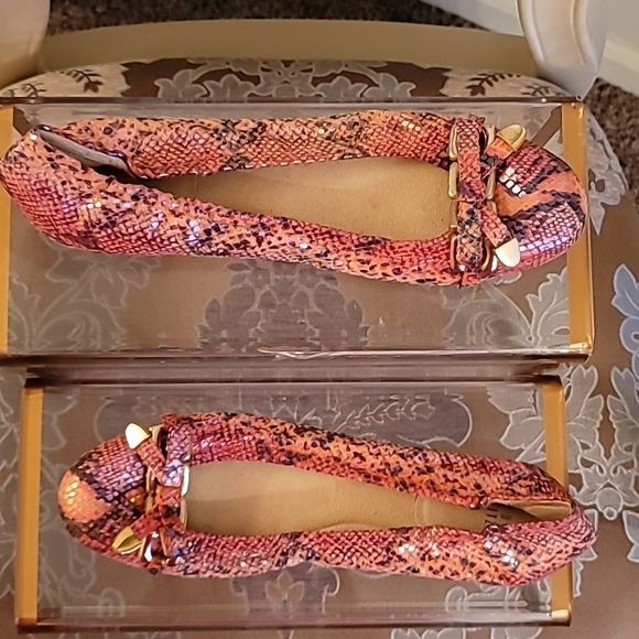 Gorgeous Stuart Weitzman Lynx Melon Iris Snakeskin Ballet Flats - Picture 4 of 16